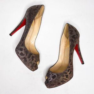 Louboutin Very Prive Leopard Pumps